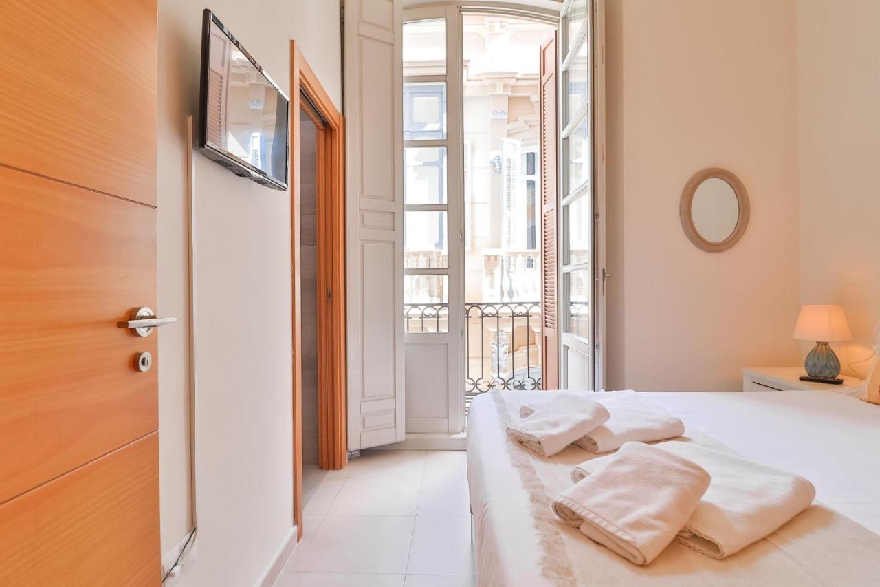 Flat 2 Bedrooms In The City Center Малага Экстерьер фото